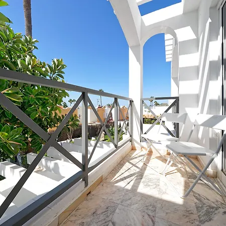 Hotel Vista Bonita - Gay And Lesbian Only (adults Only) 3*