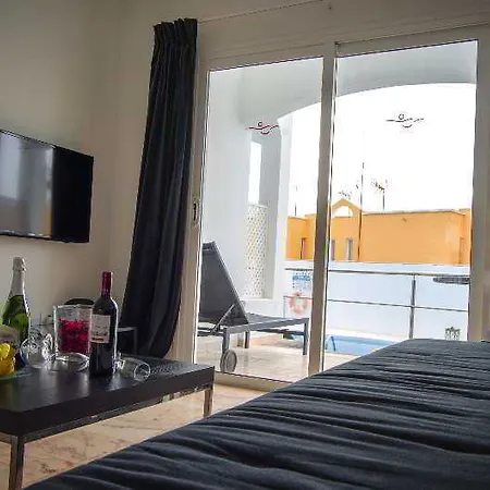 Vista Bonita - Gay And Lesbian Only (adults Only) Hotel