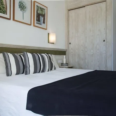 Vista Bonita - Gay And Lesbian Only (adults Only) Otel